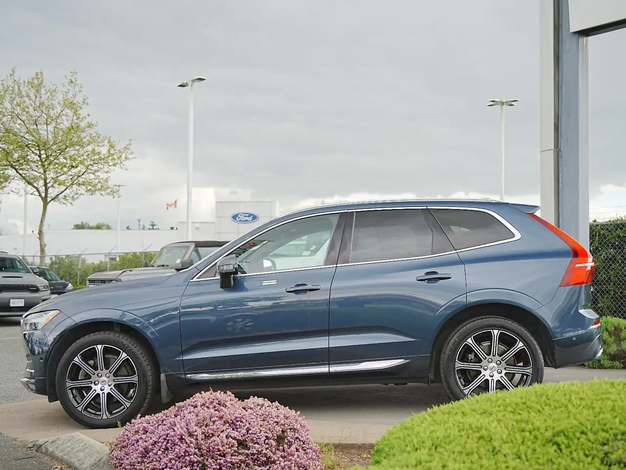 Volvo XC60 снимка Volvo XC60