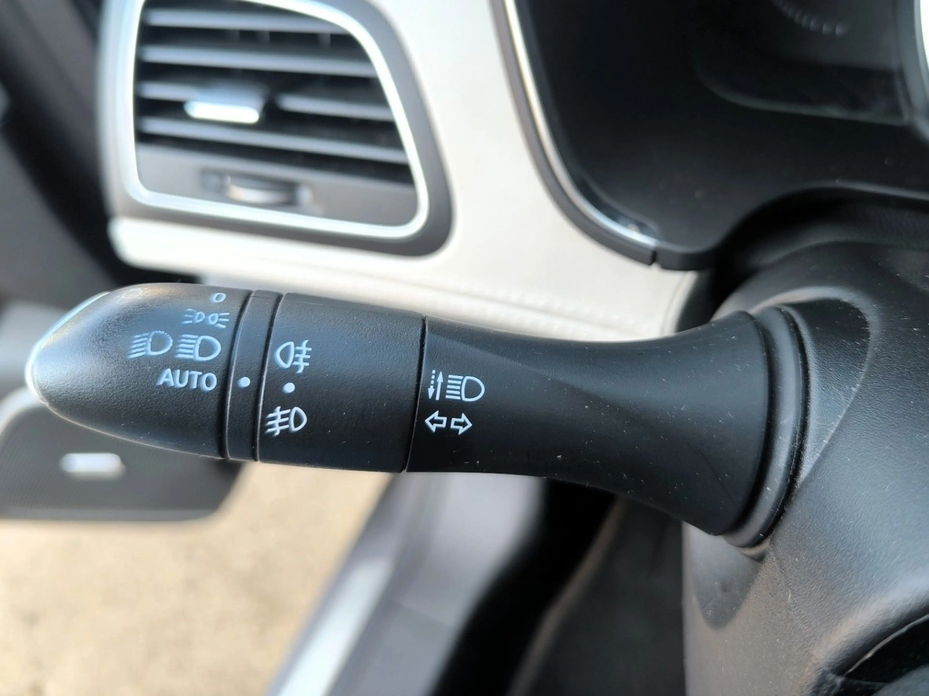 Renault Talisman Initiale Paris Kamera SzHzg Massage AHK — photo 15