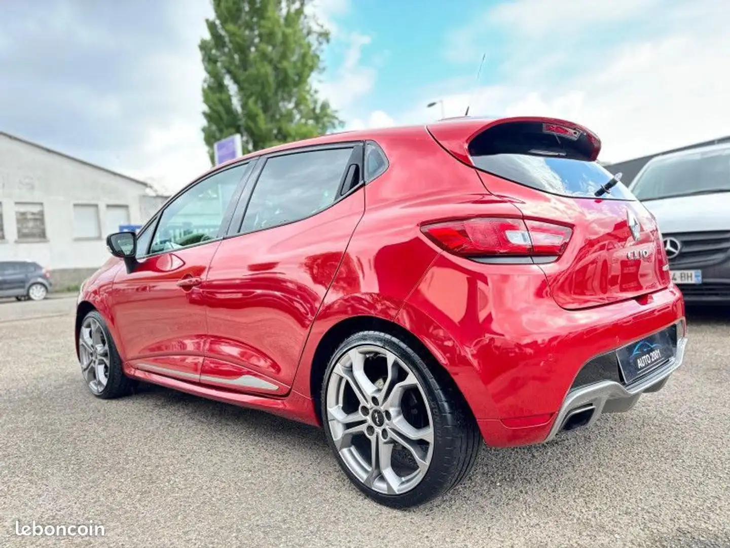 Renault Clio IV 1.6 T 200CH EDC Rouge - 2