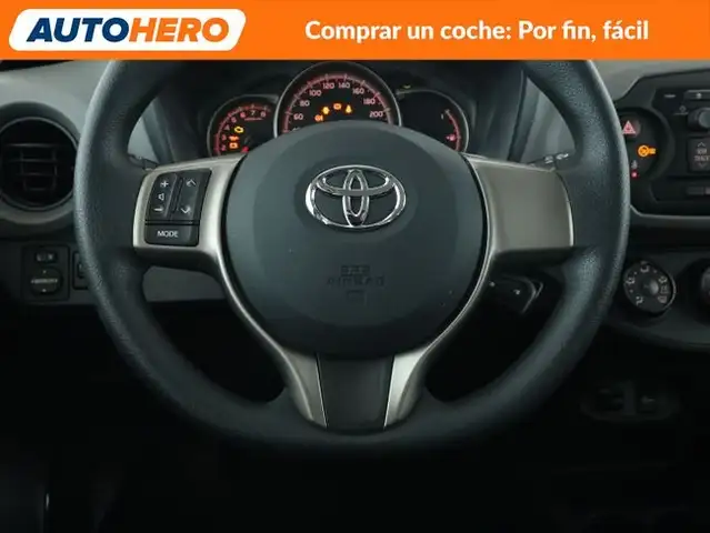Toyota Yaris view 21
