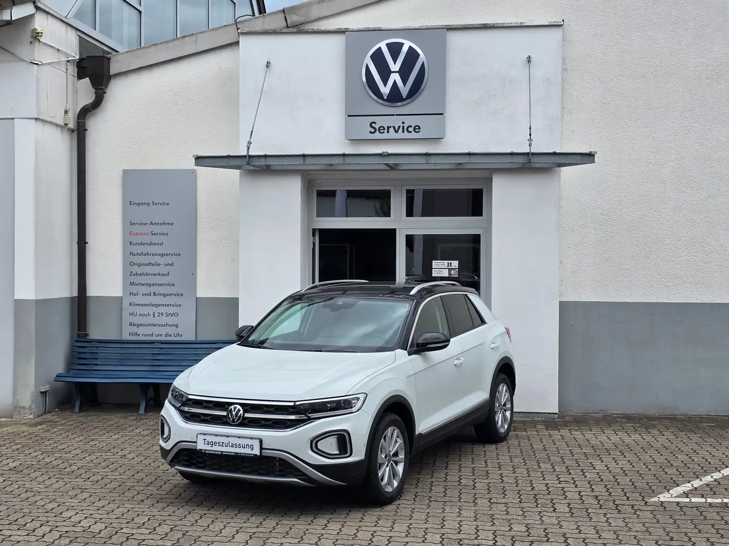 Volkswagen T-Roc Style 1.5 TSI DSG, Kamera, Keyless Access, LED Weiß - 1