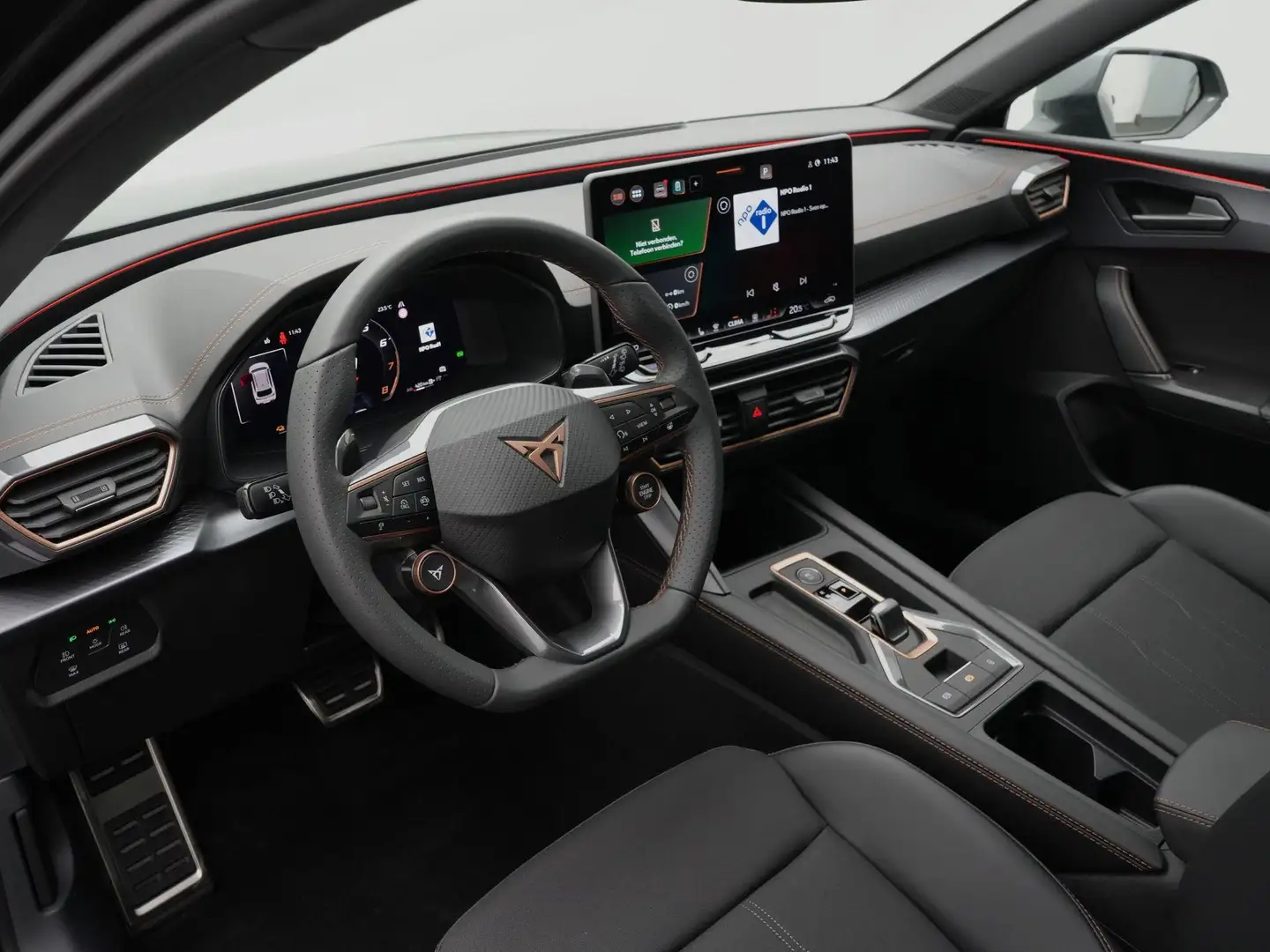 CUPRA Leon Sportstourer 1.5 TSI e-Hybrid 204 pk Business | Sp Noir - 2