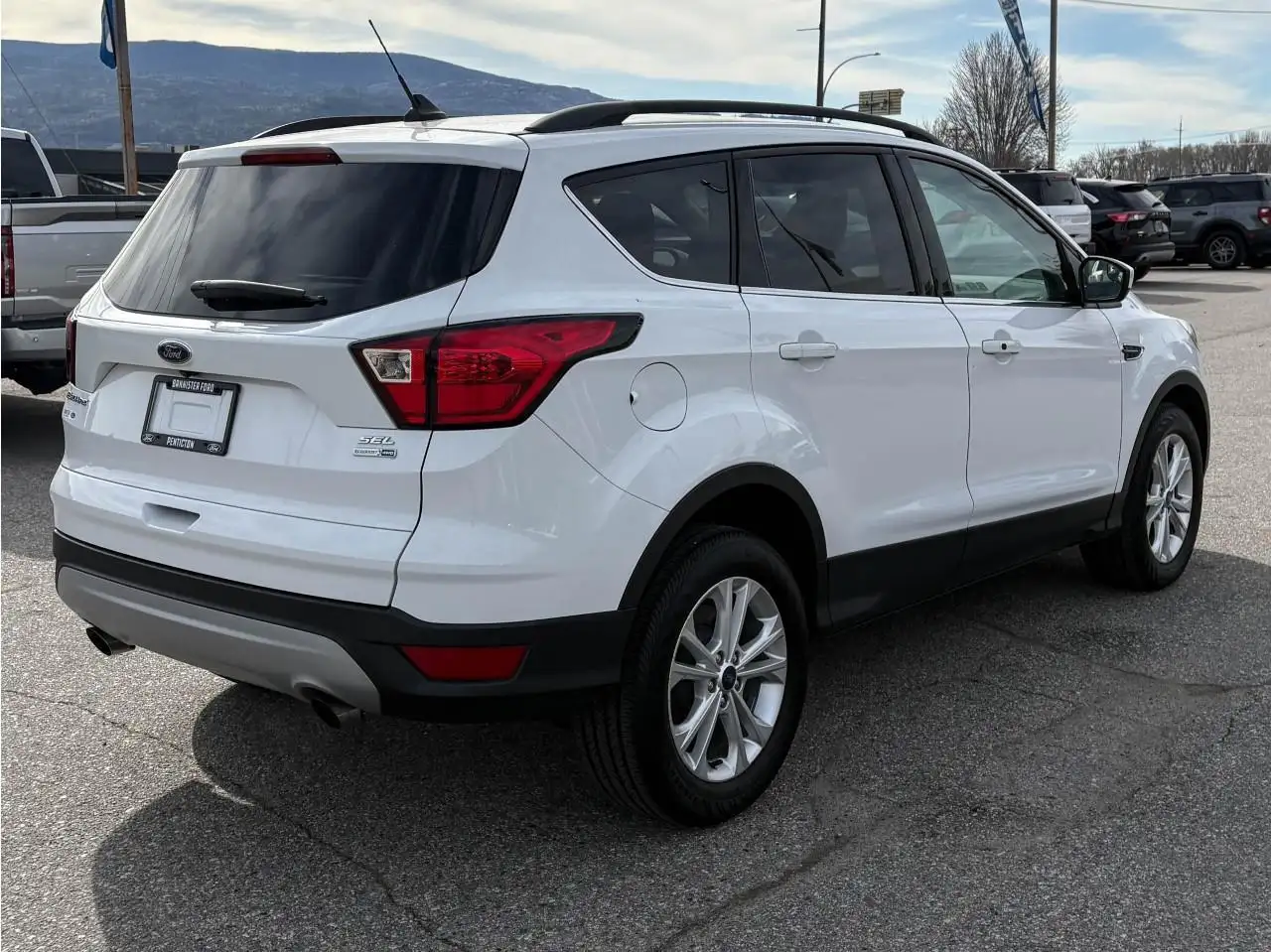 Ford Escape снимка Ford Escape