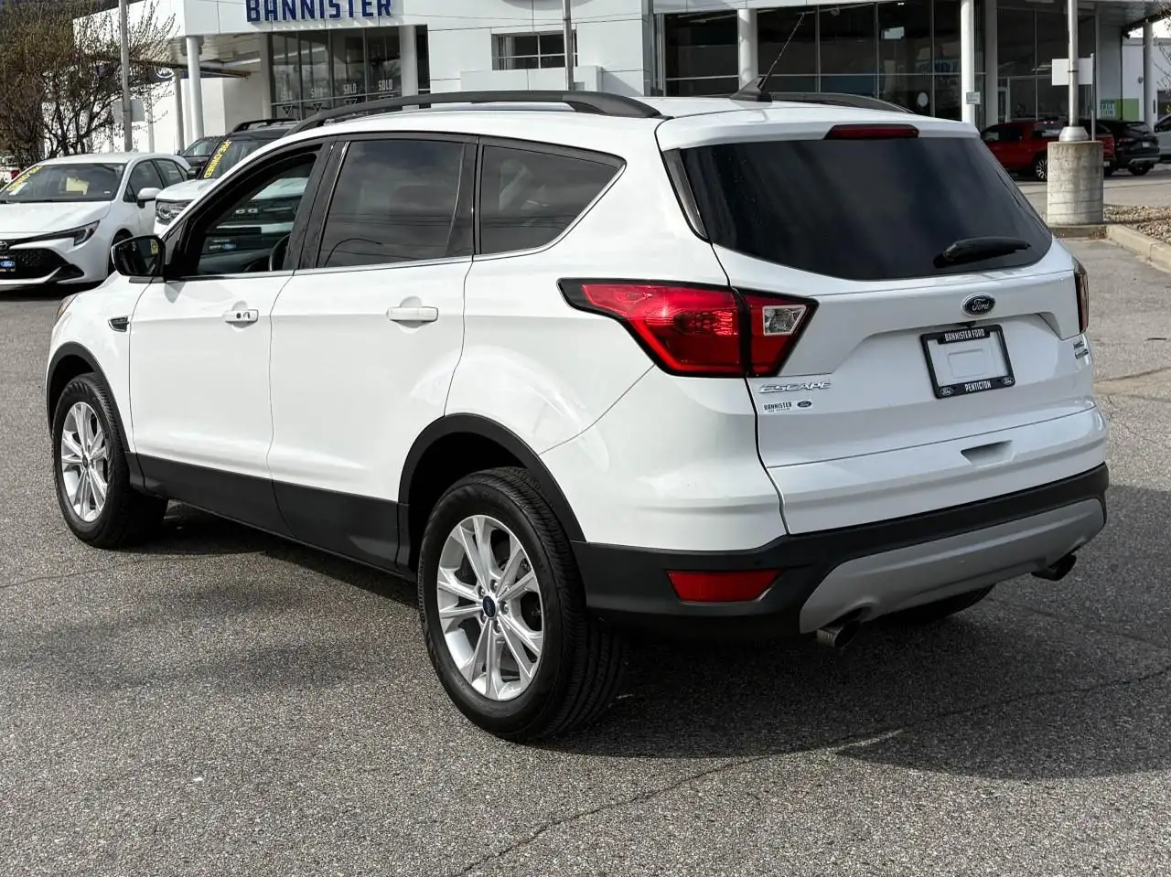 Ford Escape снимка Ford Escape