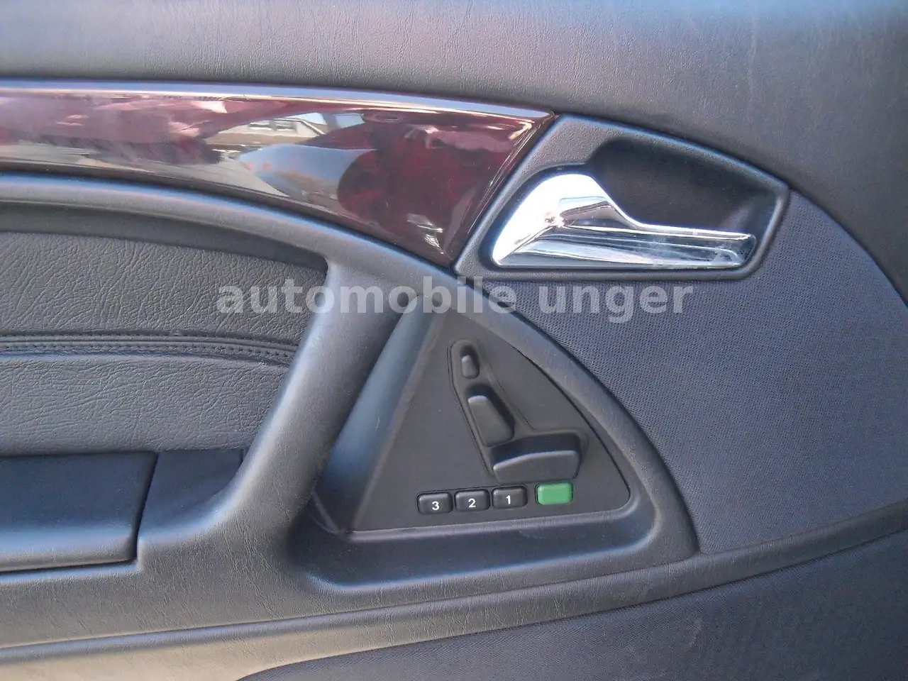 Mercedes-Benz SL 320 AUTOM. LEDER XENON NAVI PDC Sitzhzg., foto 8