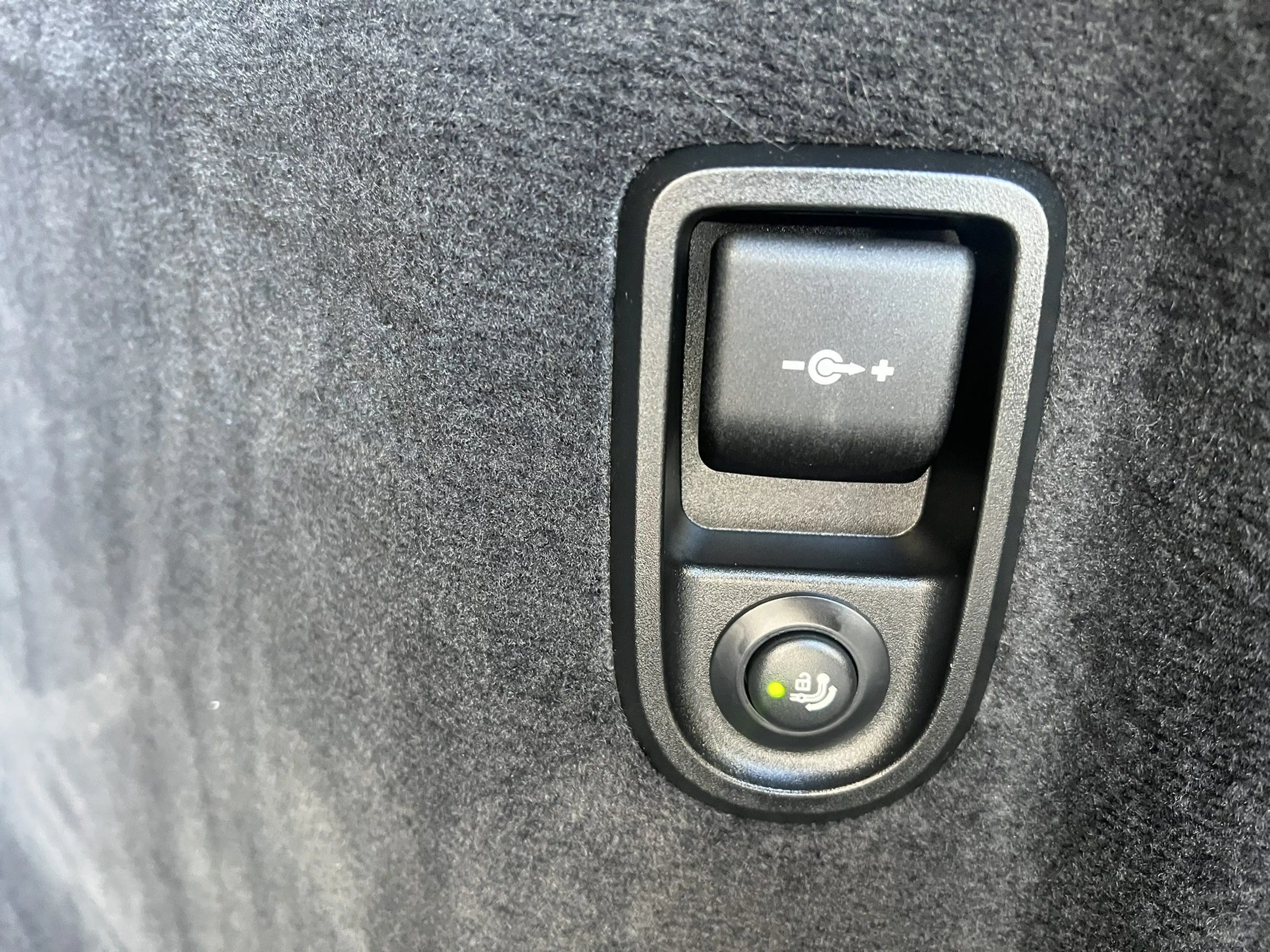 BMW 540 d xDrive Touring M SPORT AHK PANORAMA LASER HEADUP — photo 21