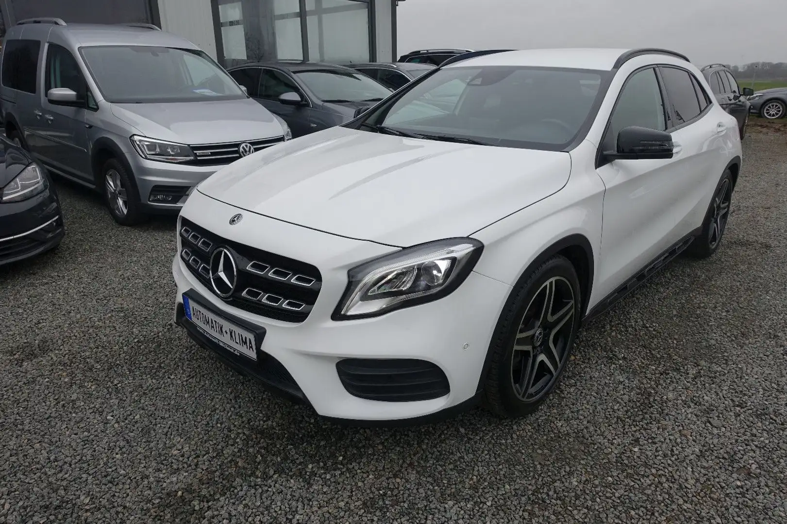 Mercedes-Benz GLA 220 CDI Aut.AMG LED NAV KAM LEDER SITZH 19' Weiß - 2