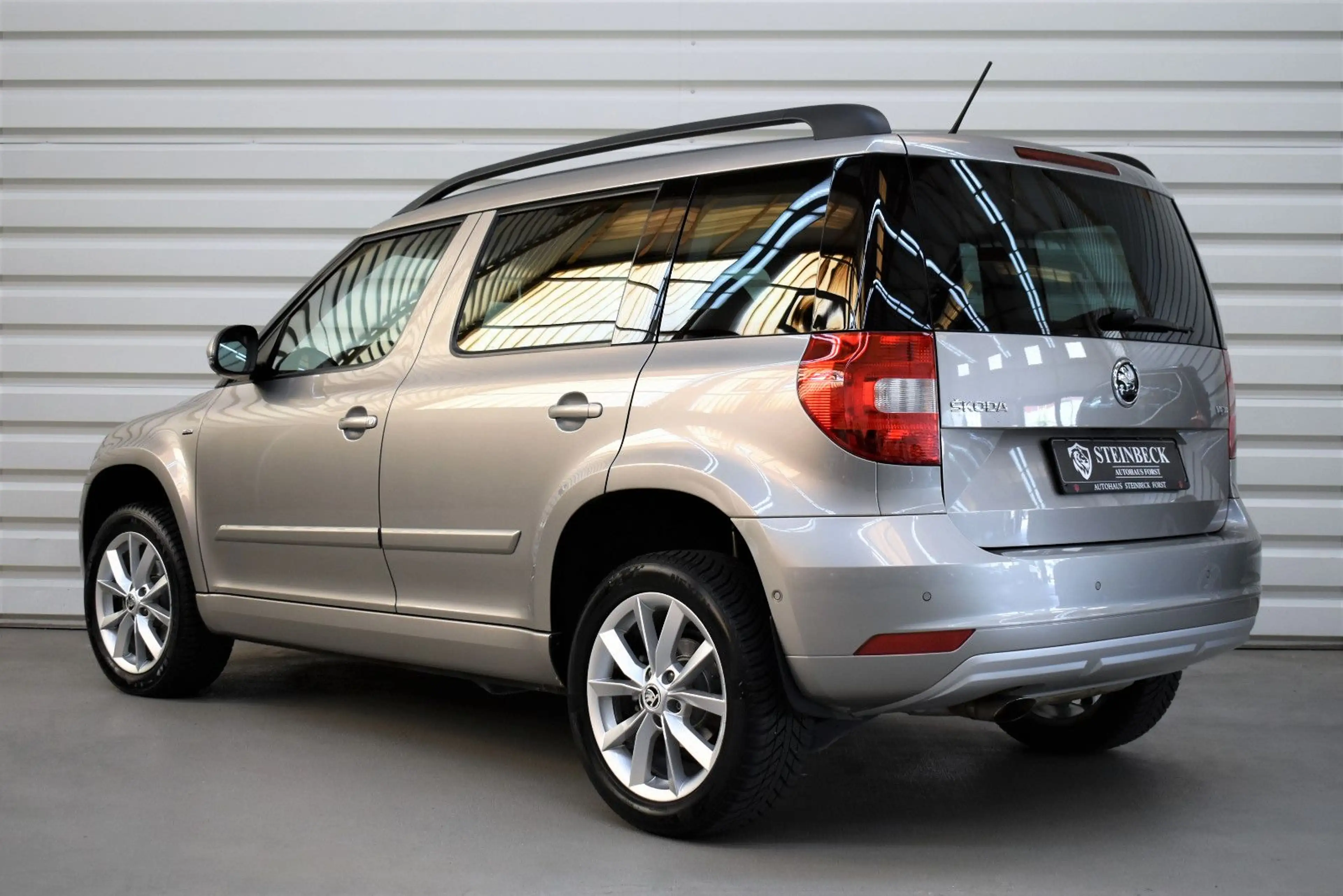 Skoda Yeti Ambition+Automatik+PDC+SHZ+39.800km — photo 2