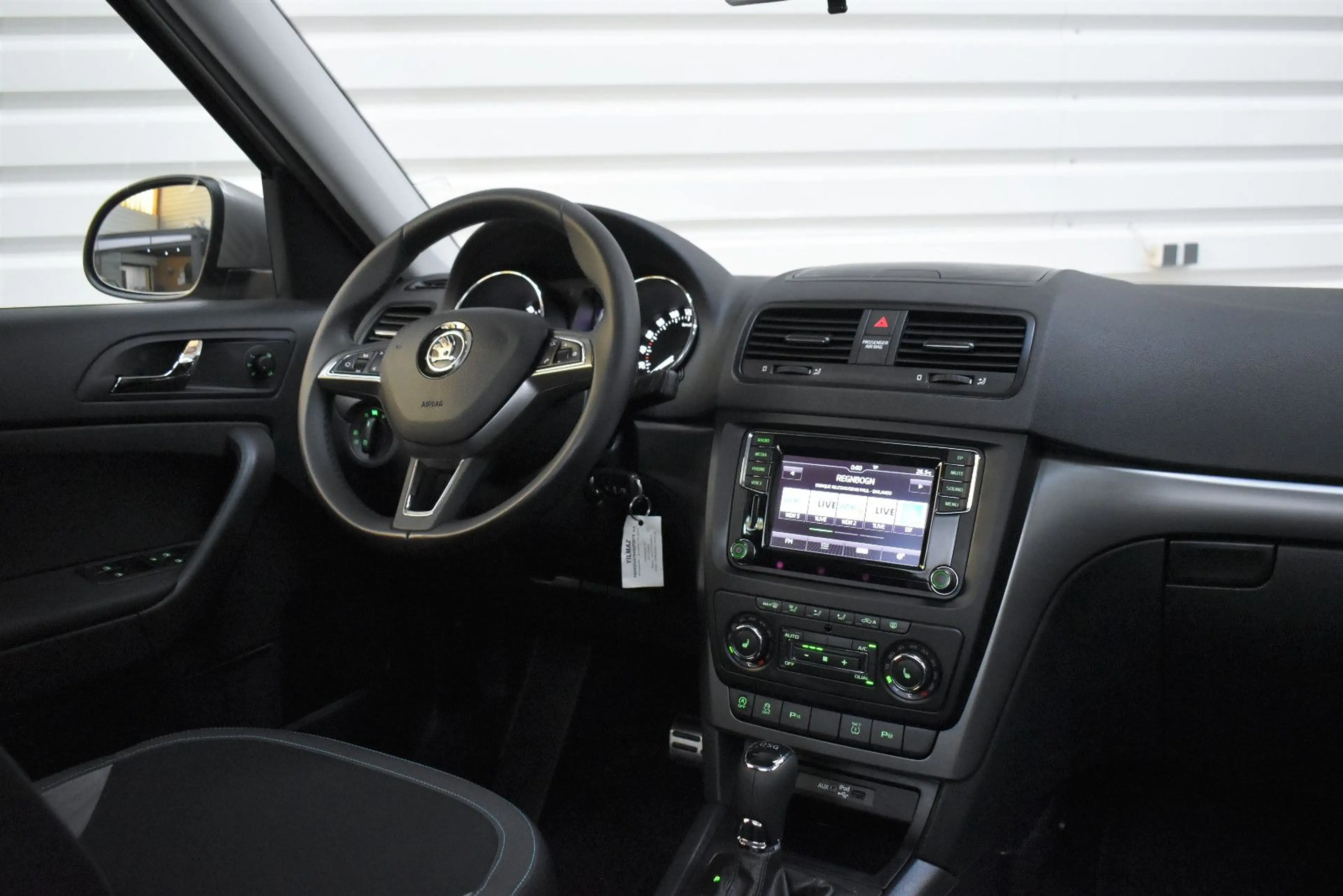 Skoda Yeti Ambition+Automatik+PDC+SHZ+39.800km — photo 14