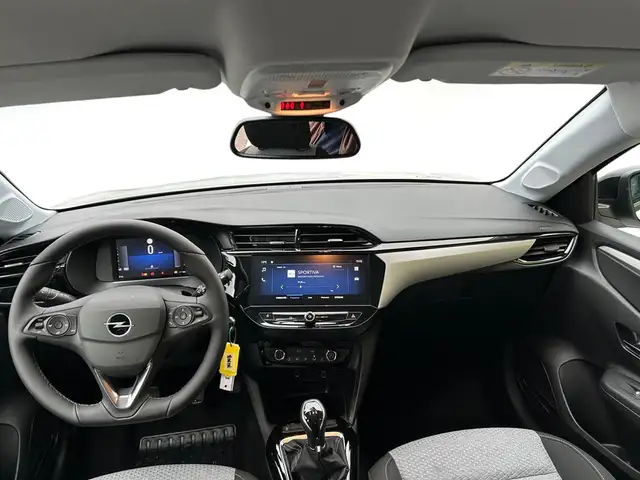 Opel Corsa view 9