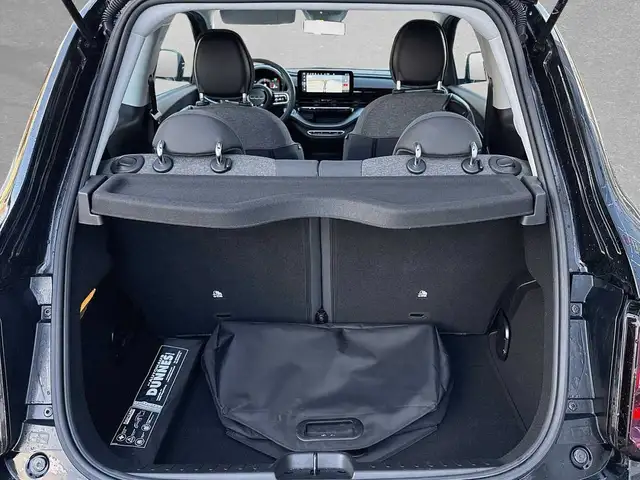 Fiat 500e view 10