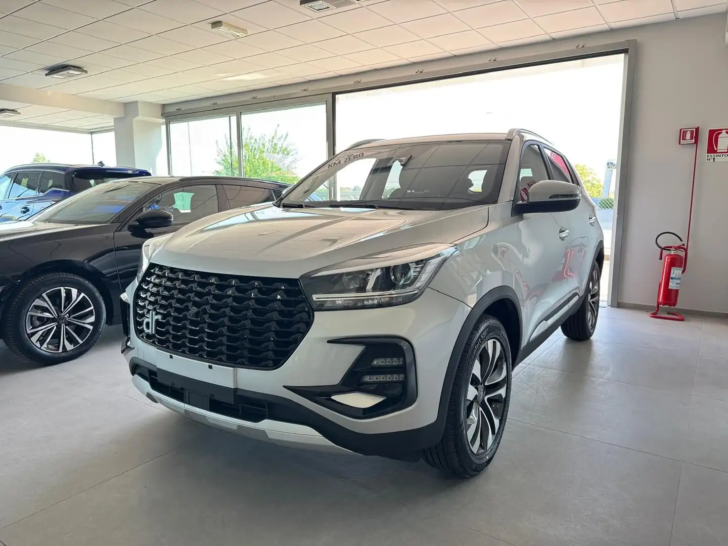 DR Automobiles DR5.0 1.5 Turbo Bi-Fuel GPL Срібний - 1