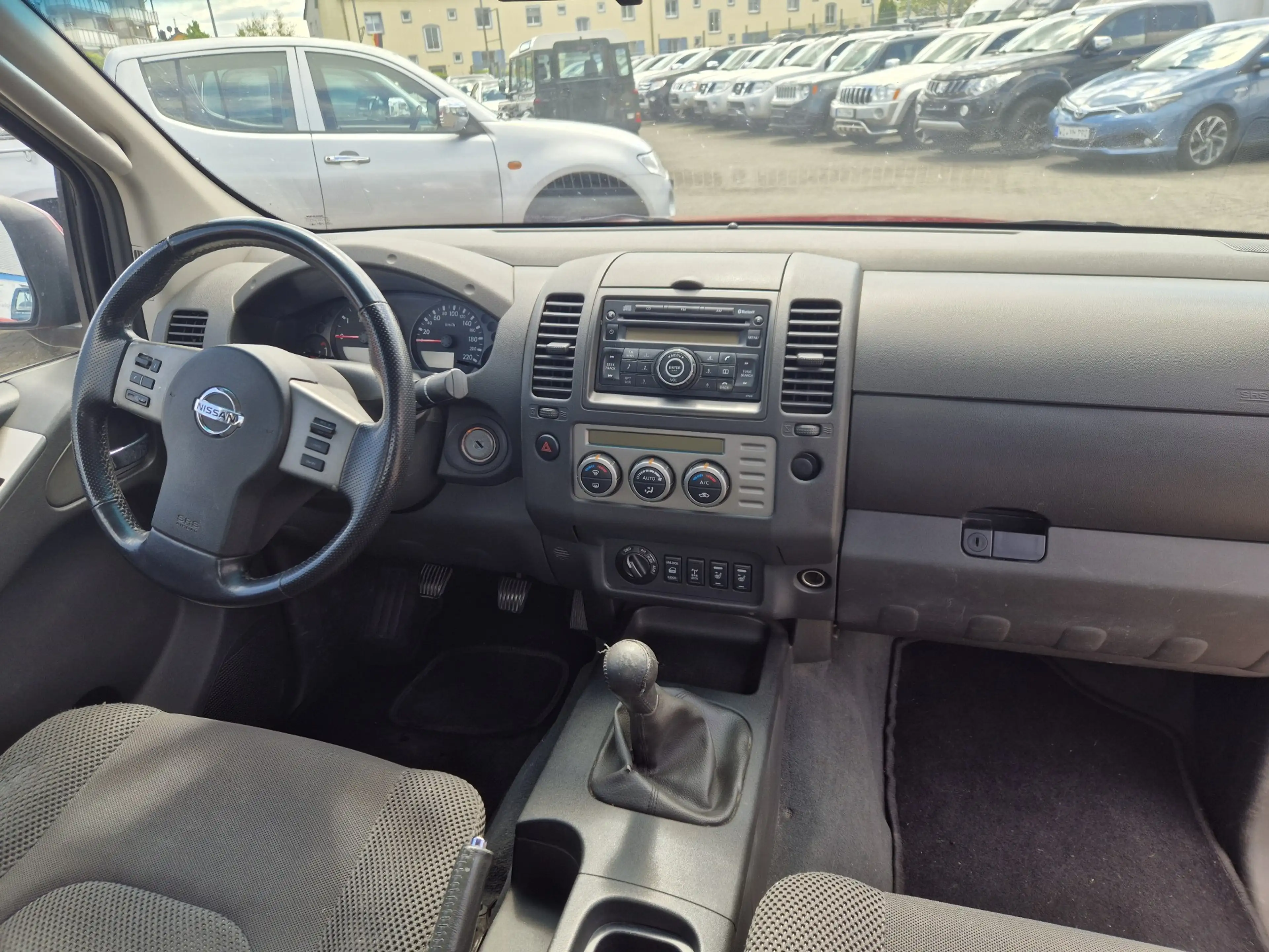 Nissan Navara KingCab Business 4X4 **LKW-Zulassung** — photo 14
