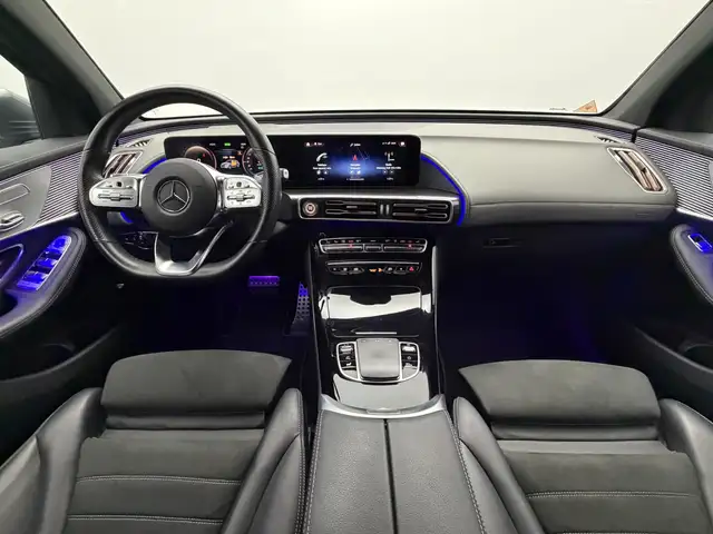 Mercedes-Benz EQC view 3