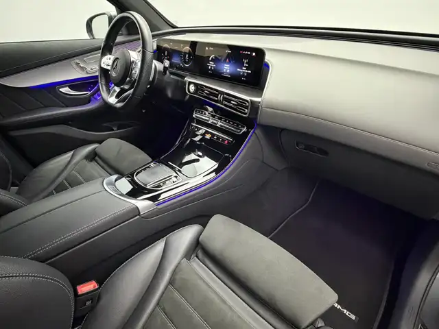 Mercedes-Benz EQC view 15