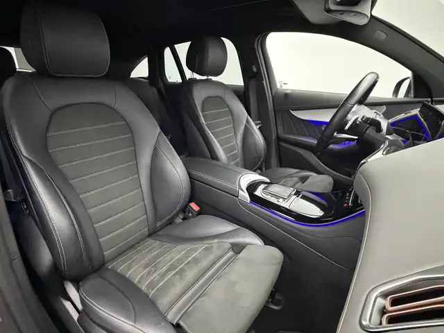 Mercedes-Benz EQC view 12