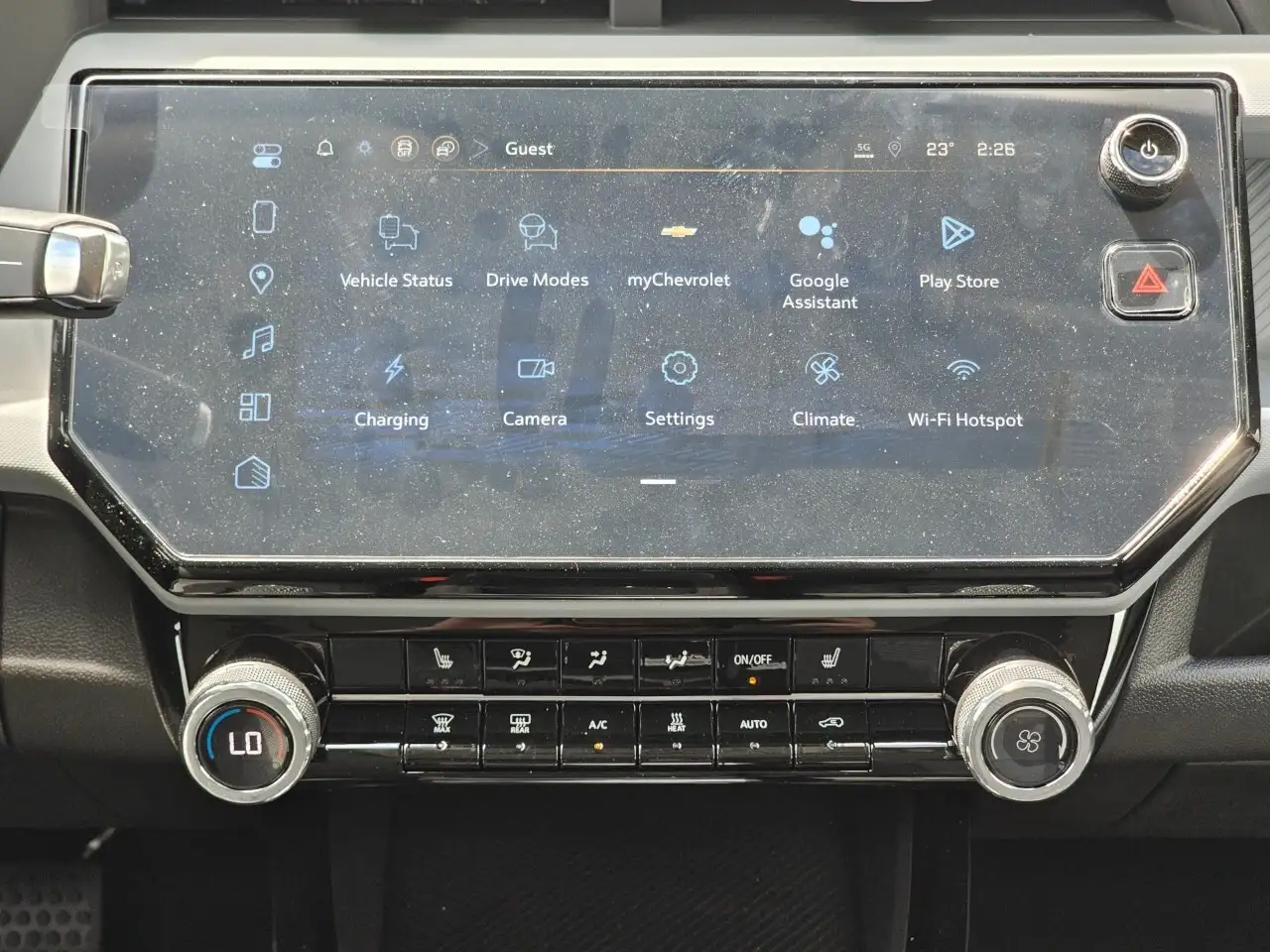 Chevrolet Bolt снимка Chevrolet Bolt