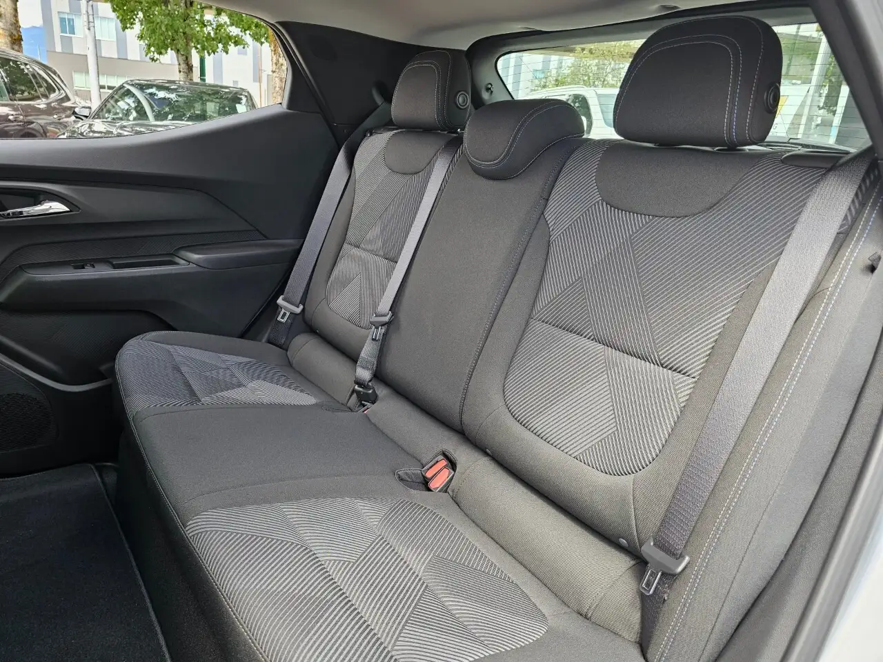 Chevrolet Bolt снимка Chevrolet Bolt