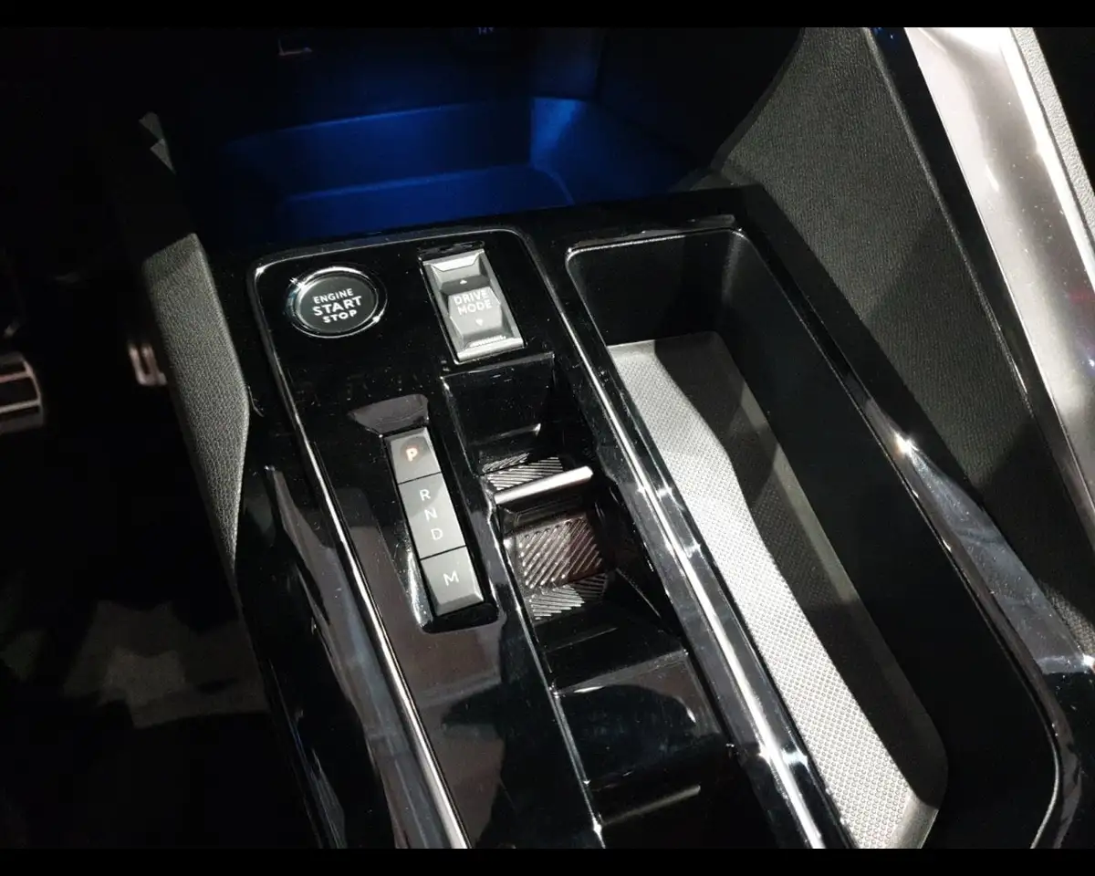 Peugeot 3008 2a serie Hybrid 136 e-DCS 6 GT, миниатюра 23
