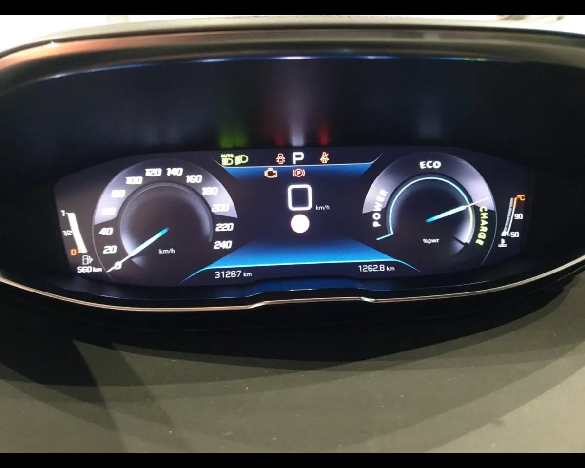 Peugeot 3008 2a serie Hybrid 136 e-DCS 6 GT, миниатюра 27