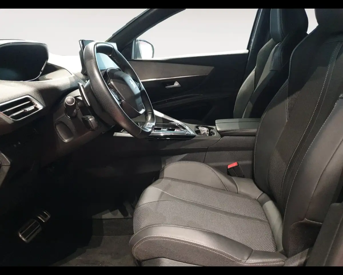Peugeot 3008 2a serie Hybrid 136 e-DCS 6 GT, миниатюра 9