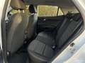 Kia Stonic 1,25MPI 4Zylinder Sitzheizung RKamera CarPlay Weiß - thumbnail 9