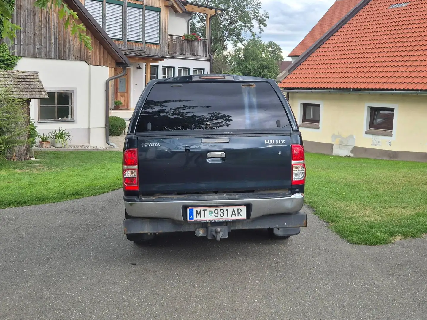 Toyota Hilux Hilux DK City 4x4 2,5 D-4D 145 City Grau - 2
