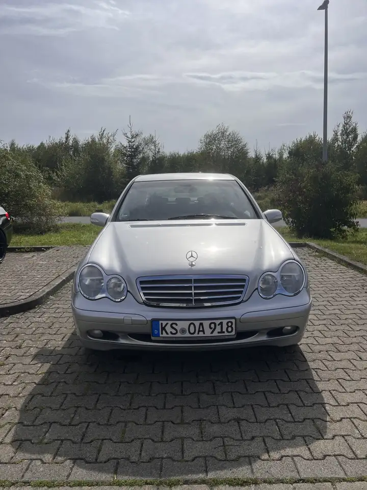 Mercedes-Benz C 180 Elegance, foto 1