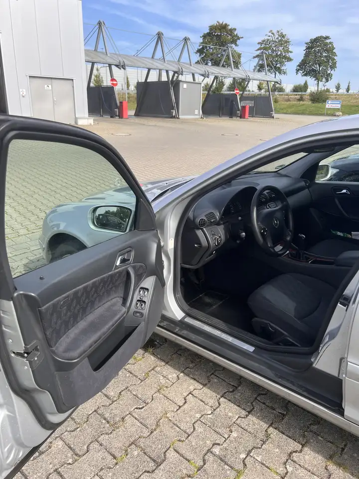 Mercedes-Benz C 180 Elegance, foto 6