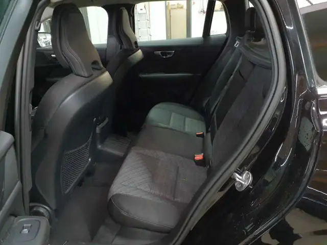 Volvo V60 view 13