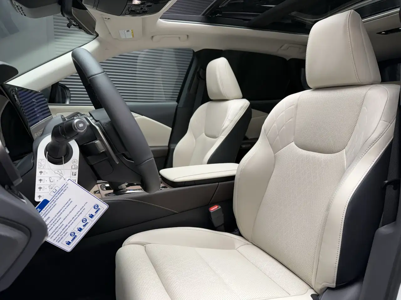 Lexus RX снимка Lexus RX
