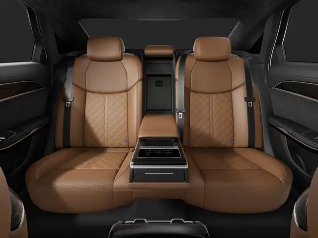 Audi S8 view 10