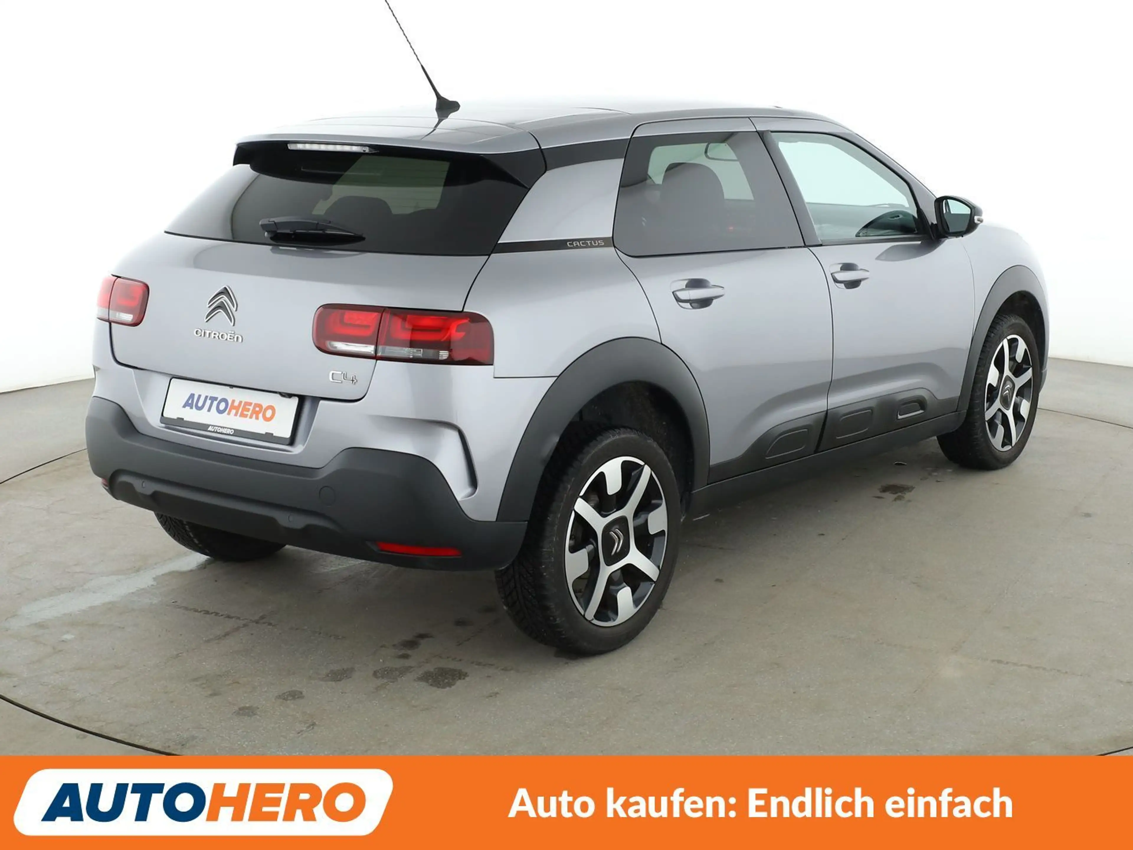 Citroen C4 Cactus 1.2 e-THP Shine Aut*NAVI*TEMPO*CAM*PDC*SHZ* — photo 6