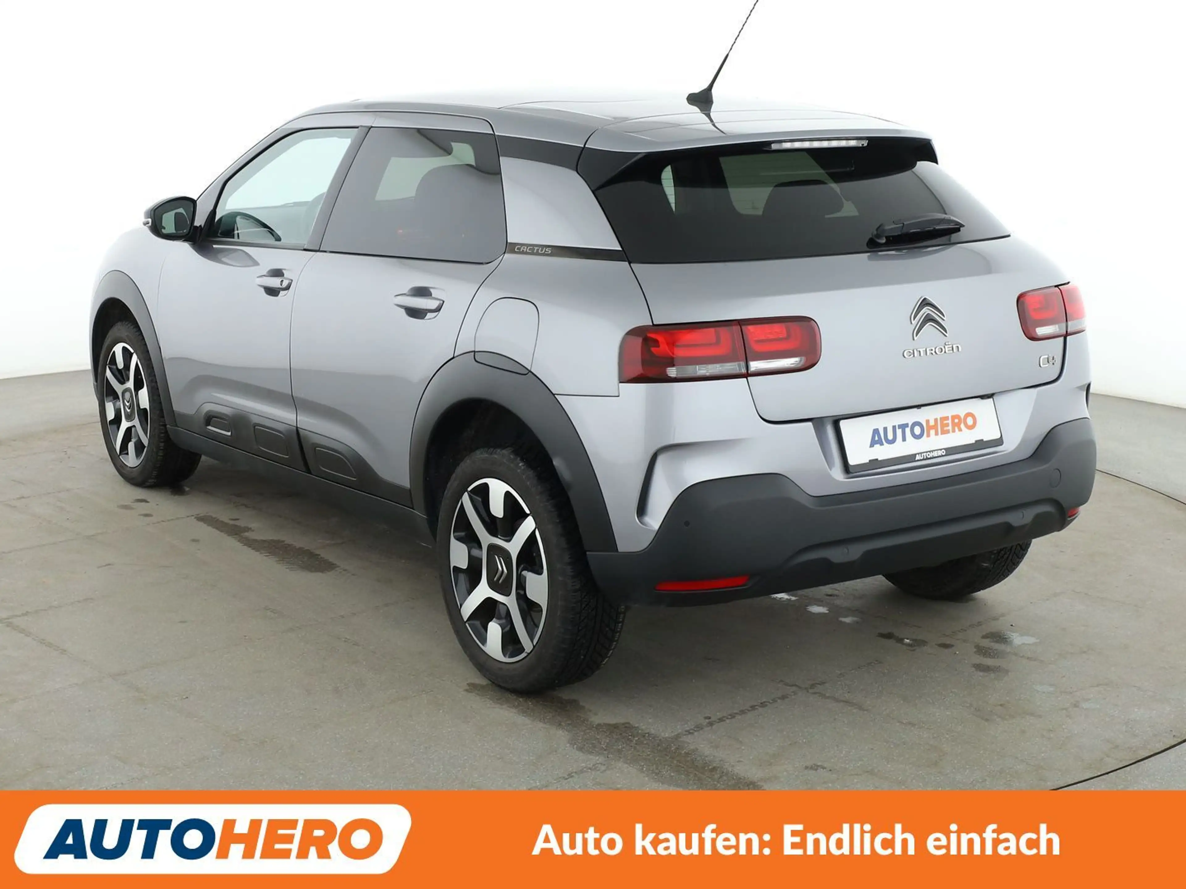 Citroen C4 Cactus 1.2 e-THP Shine Aut*NAVI*TEMPO*CAM*PDC*SHZ* — photo 4