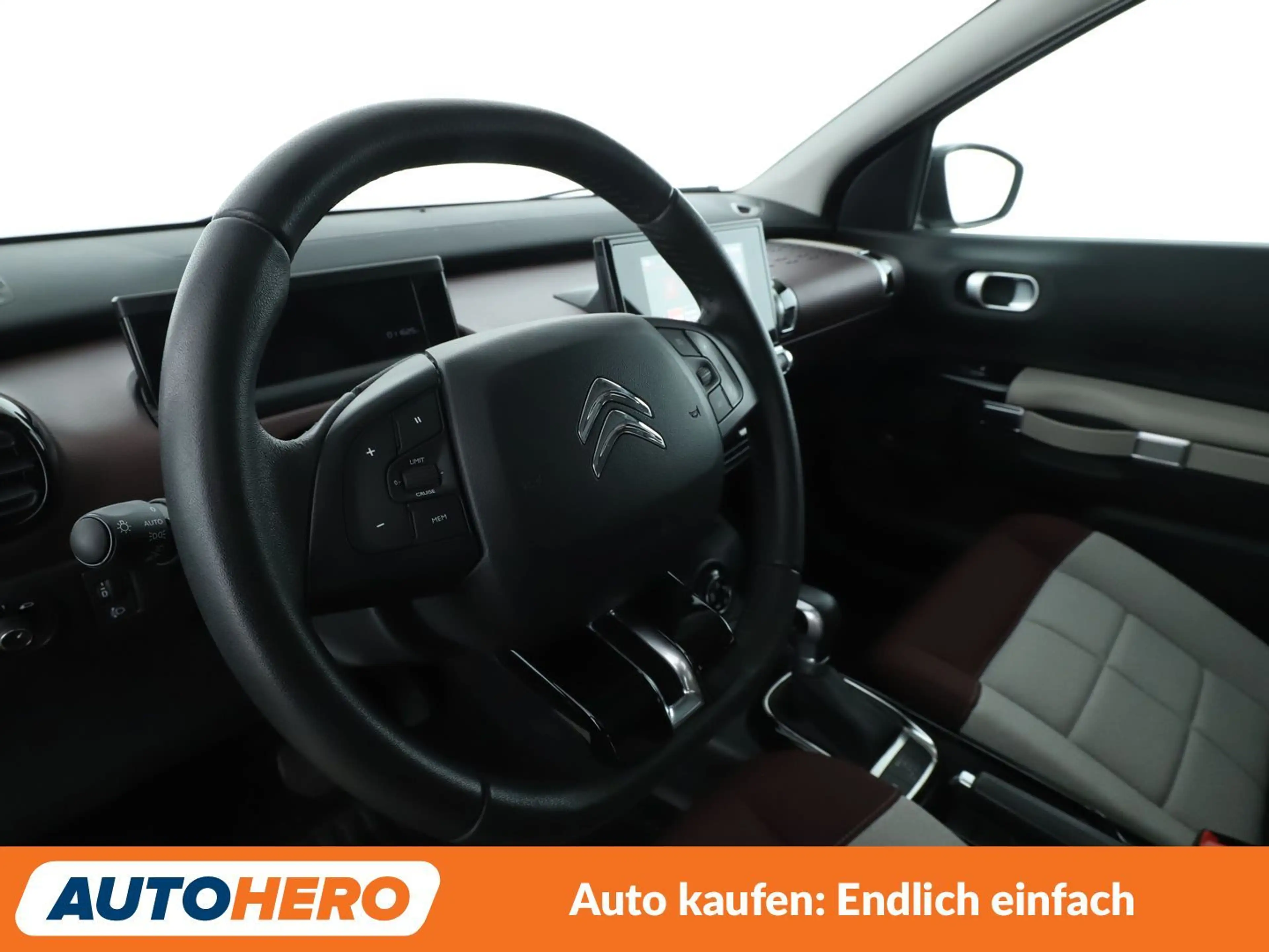 Citroen C4 Cactus 1.2 e-THP Shine Aut*NAVI*TEMPO*CAM*PDC*SHZ* — photo 11