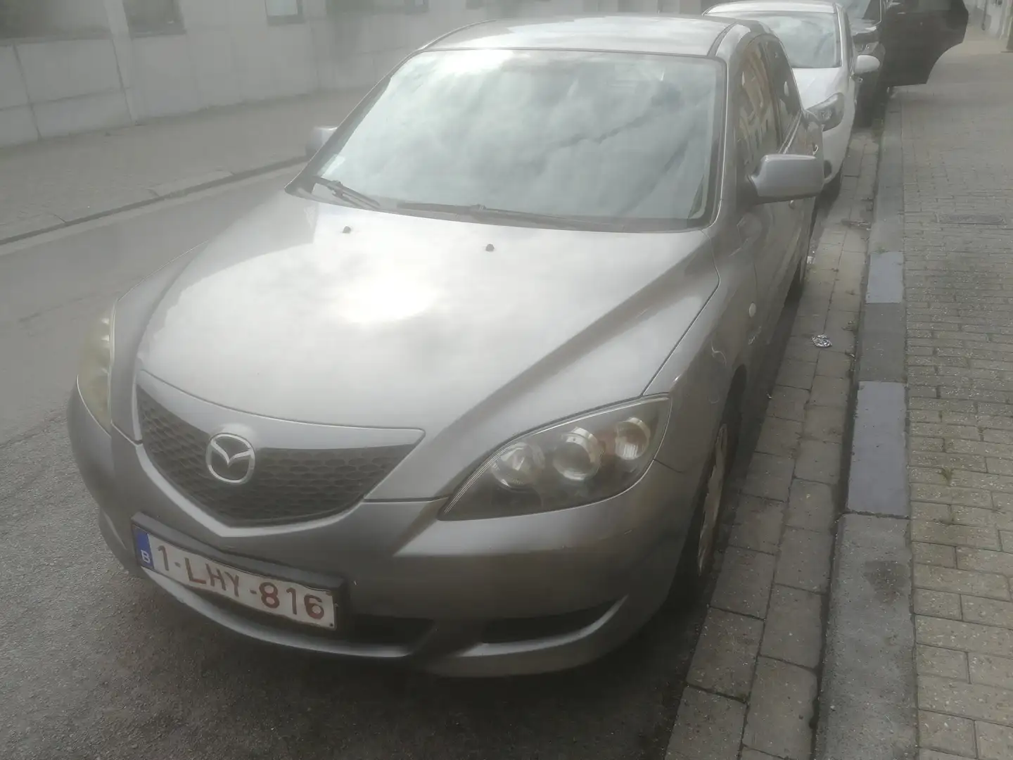 Mazda 3 3 1.4 Sport Comfort Grijs - 2
