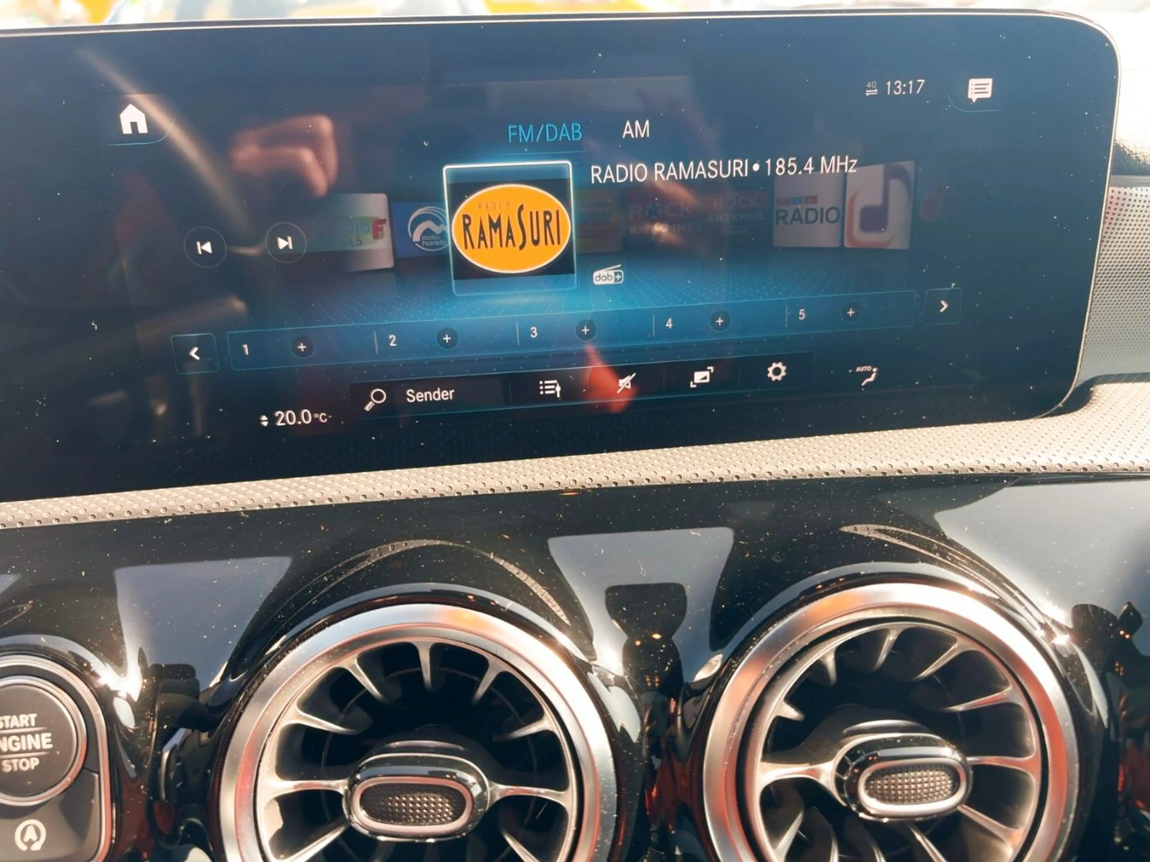 Mercedes-Benz A 250 Sitzheizung+Temopmat+Navi+Rückfahrkamera — photo 12