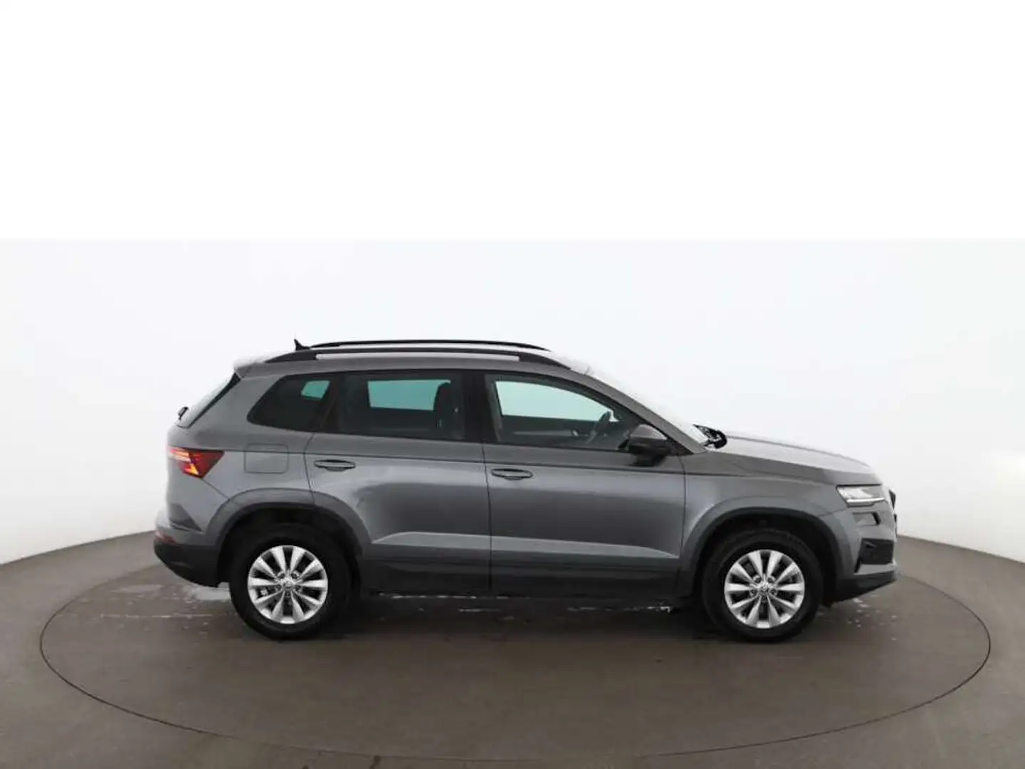 Skoda Karoq 2.0 TDI Ambition LED NAVI R-CAM LEDER TEMP Grau - 2