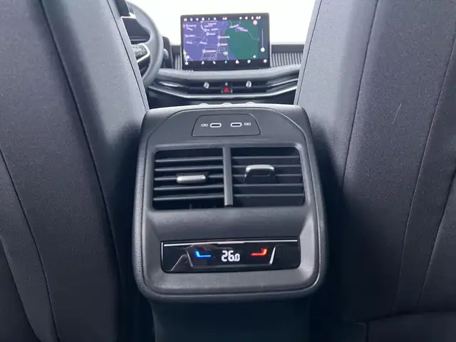 Skoda Superb view 21