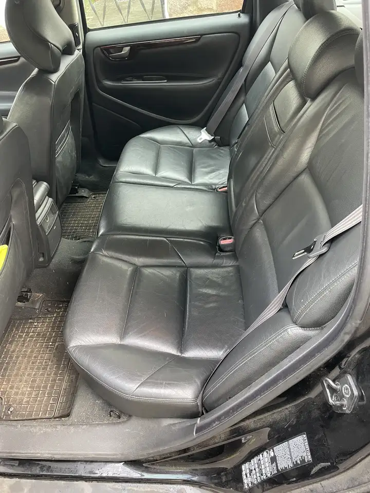 Volvo V70 2.5 D, foto 10