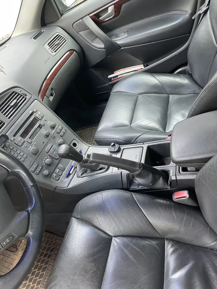 Volvo V70 2.5 D, foto 8