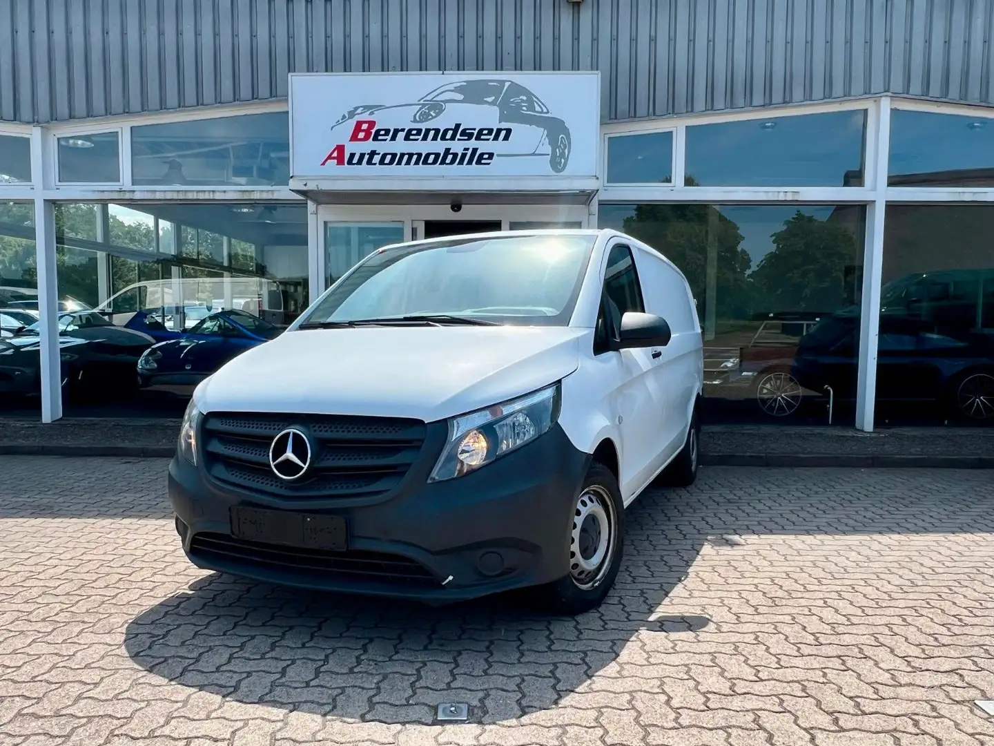 Mercedes-Benz Vito VITO KASTEN 111 CDI LANG/AHK/SITZHZG./TEMPO/TÜV Bianco - 1