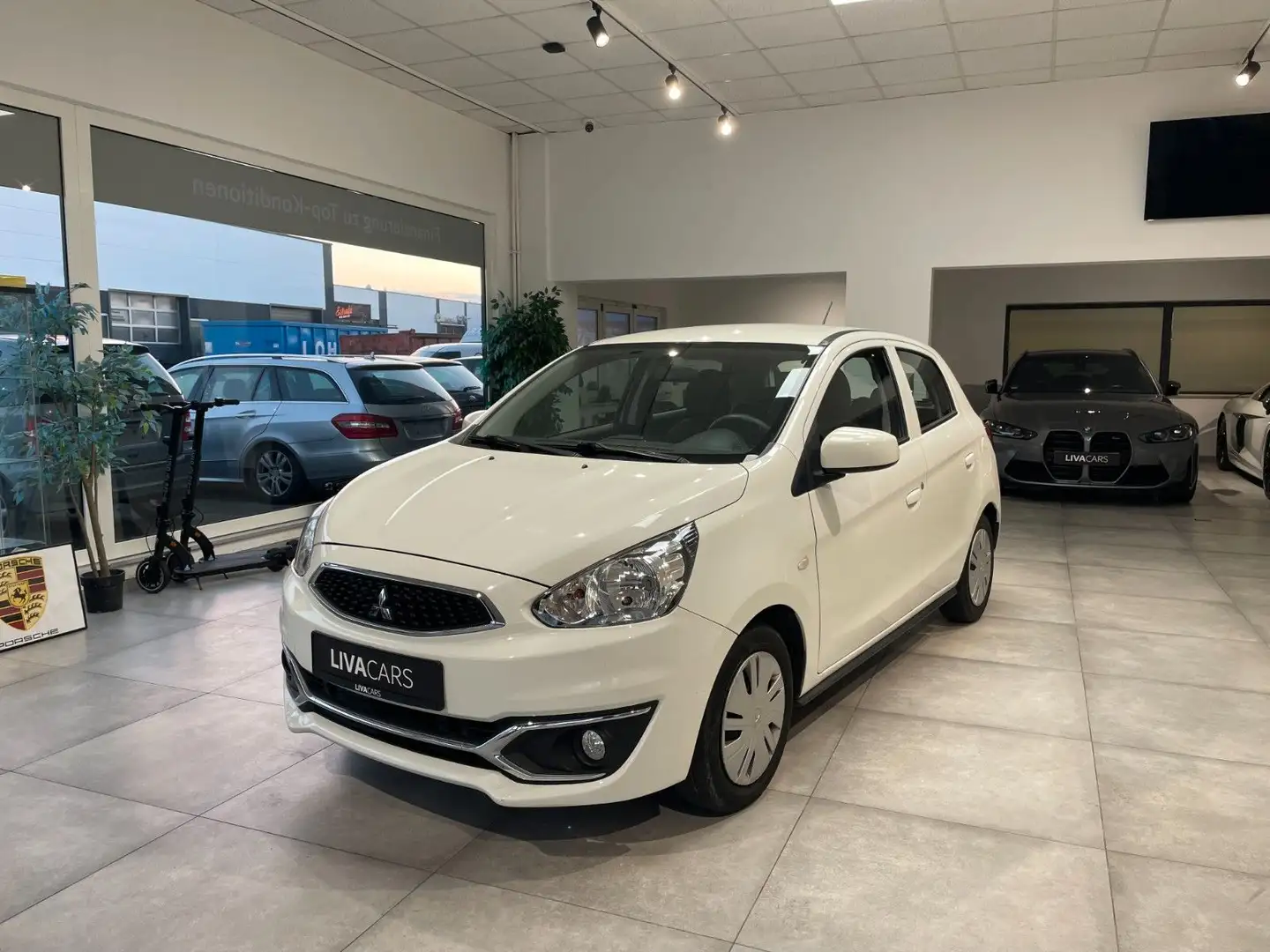 Mitsubishi Space Star Basis Weiß - 2