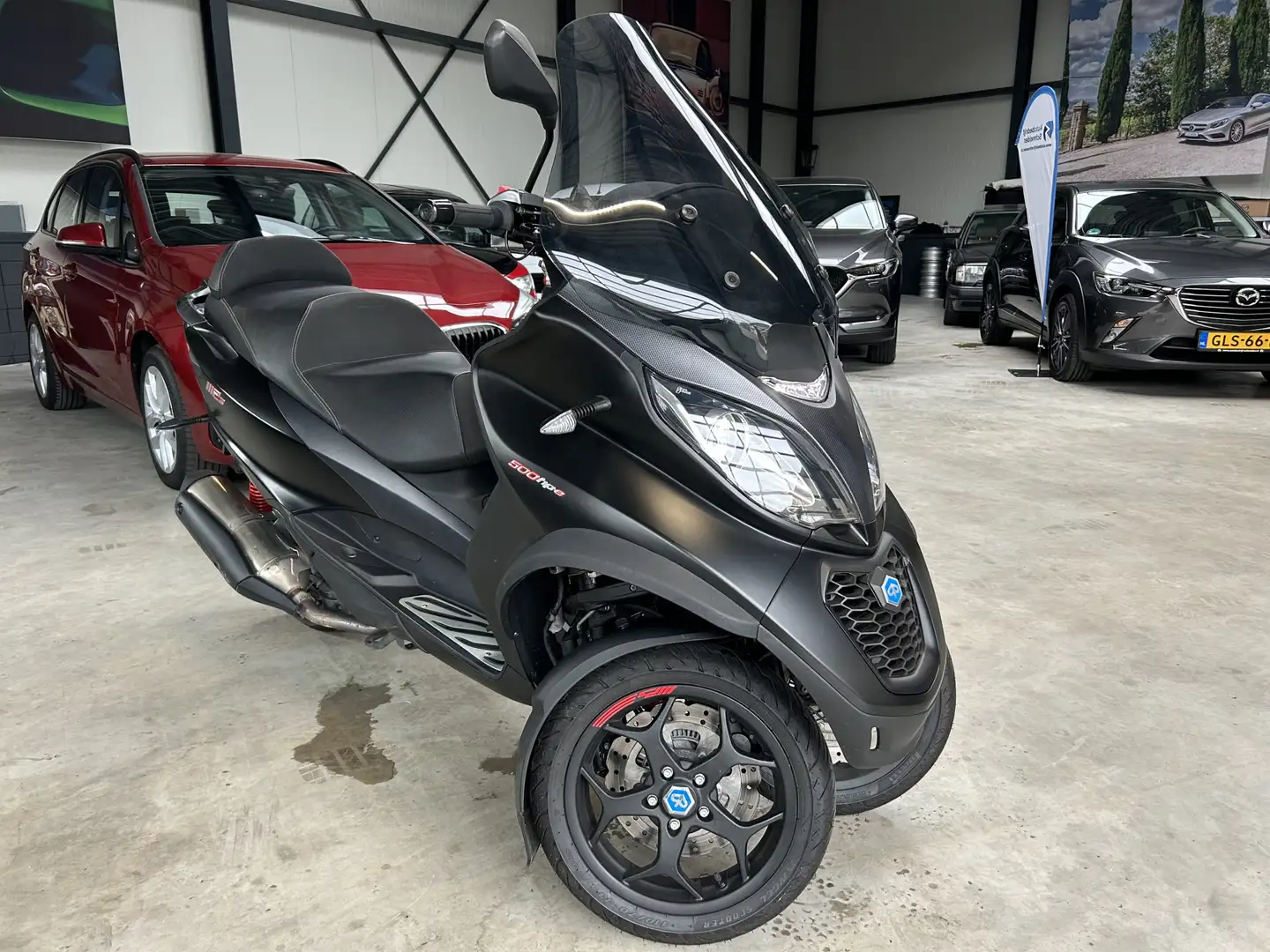Piaggio MP3 500 LT Sport ABS Mat zwart Černá - 2
