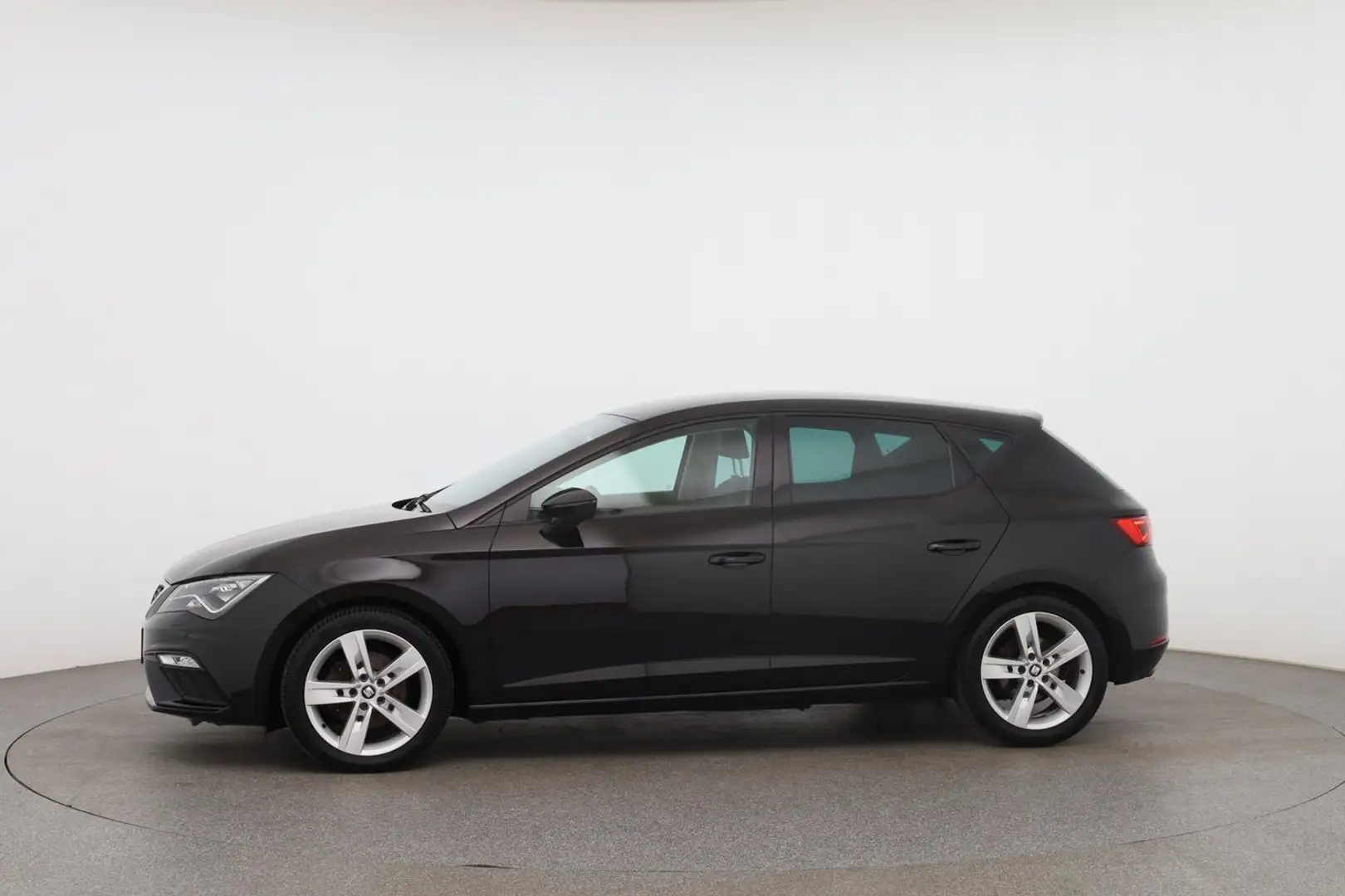 SEAT Leon FR TSI Schwarz - 2