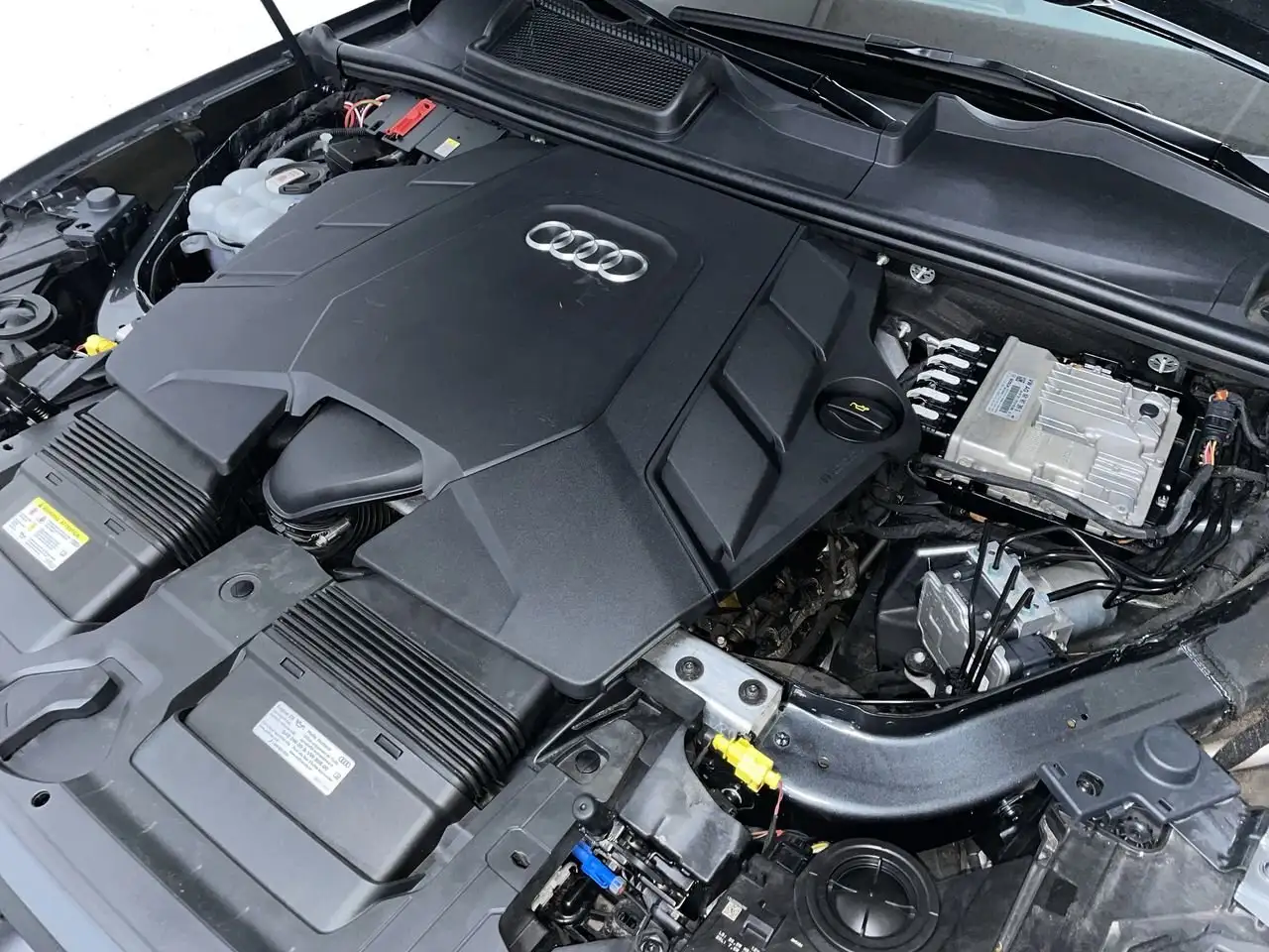 Audi Q7 снимка Audi Q7