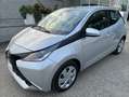 Toyota Aygo 5pt 1.0 Benz. 70cv x-pure CAMERA/TEL/CLIMA PERF. Argento - thumbnail 3