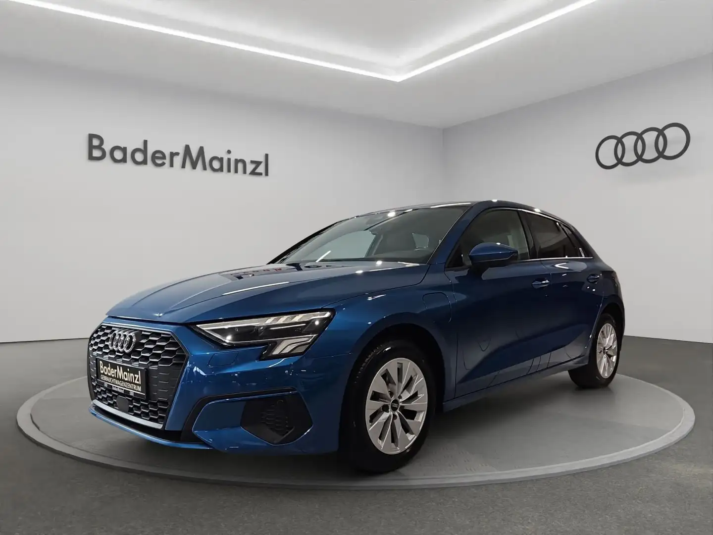 Audi A3 TFSI e 40 e 150(204) kW(PS) S troni Blau - 1