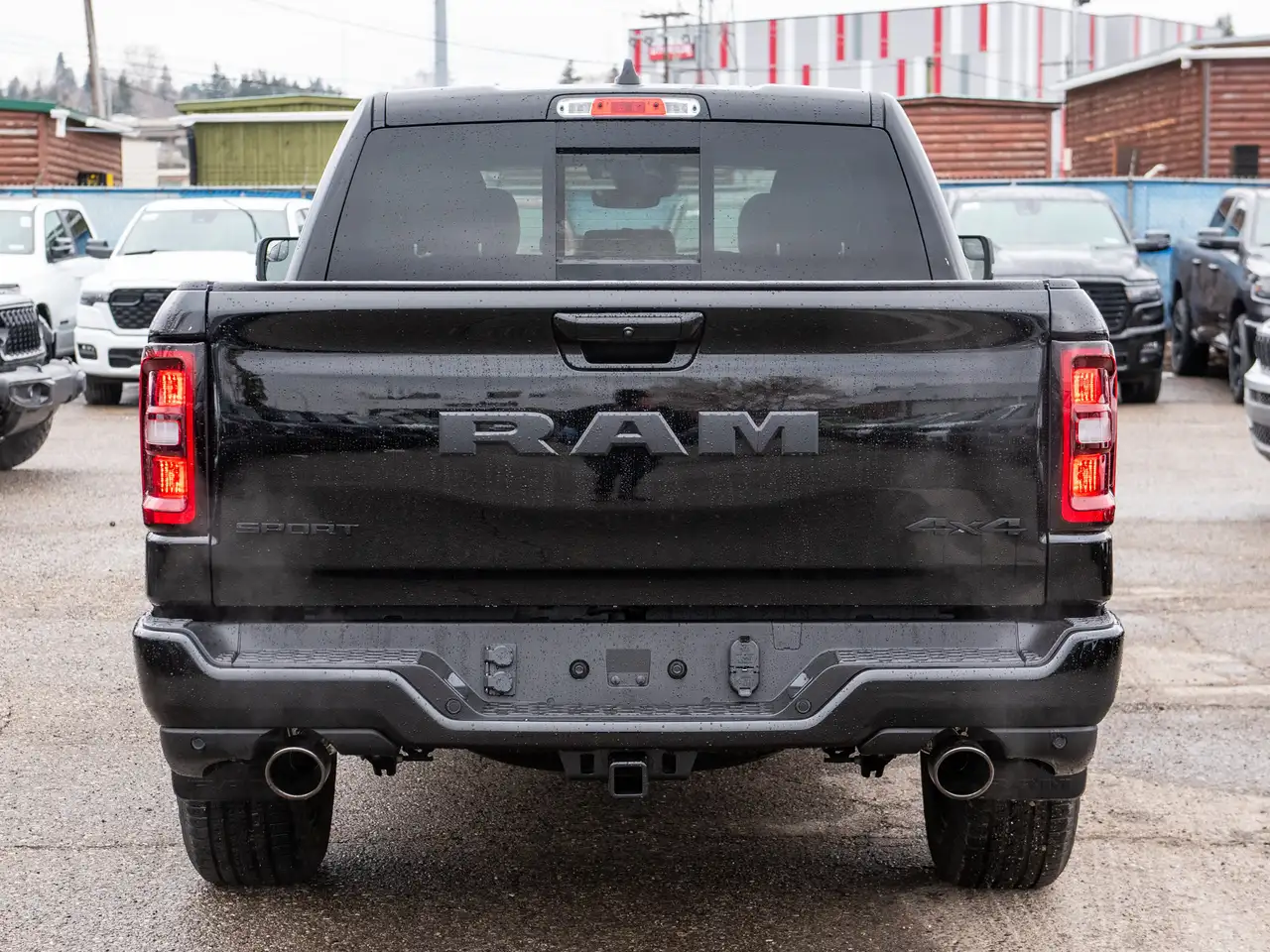 RAM 1500 снимка RAM 1500