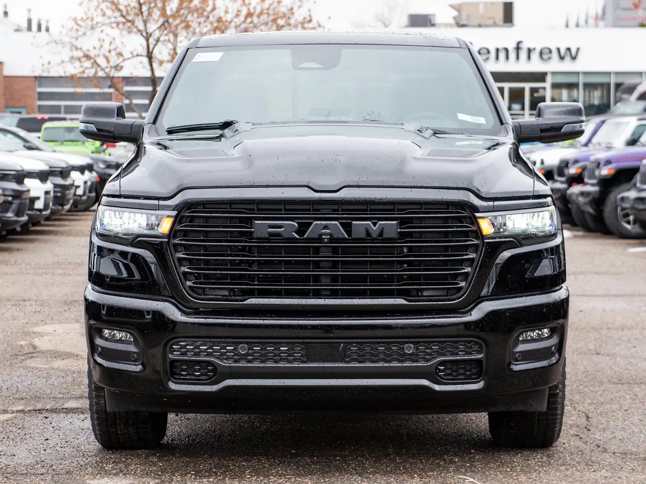 RAM 1500 снимка RAM 1500